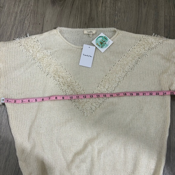 Cream Textured Pullover Sweater Size M/L NWT - Picture 6 of 10